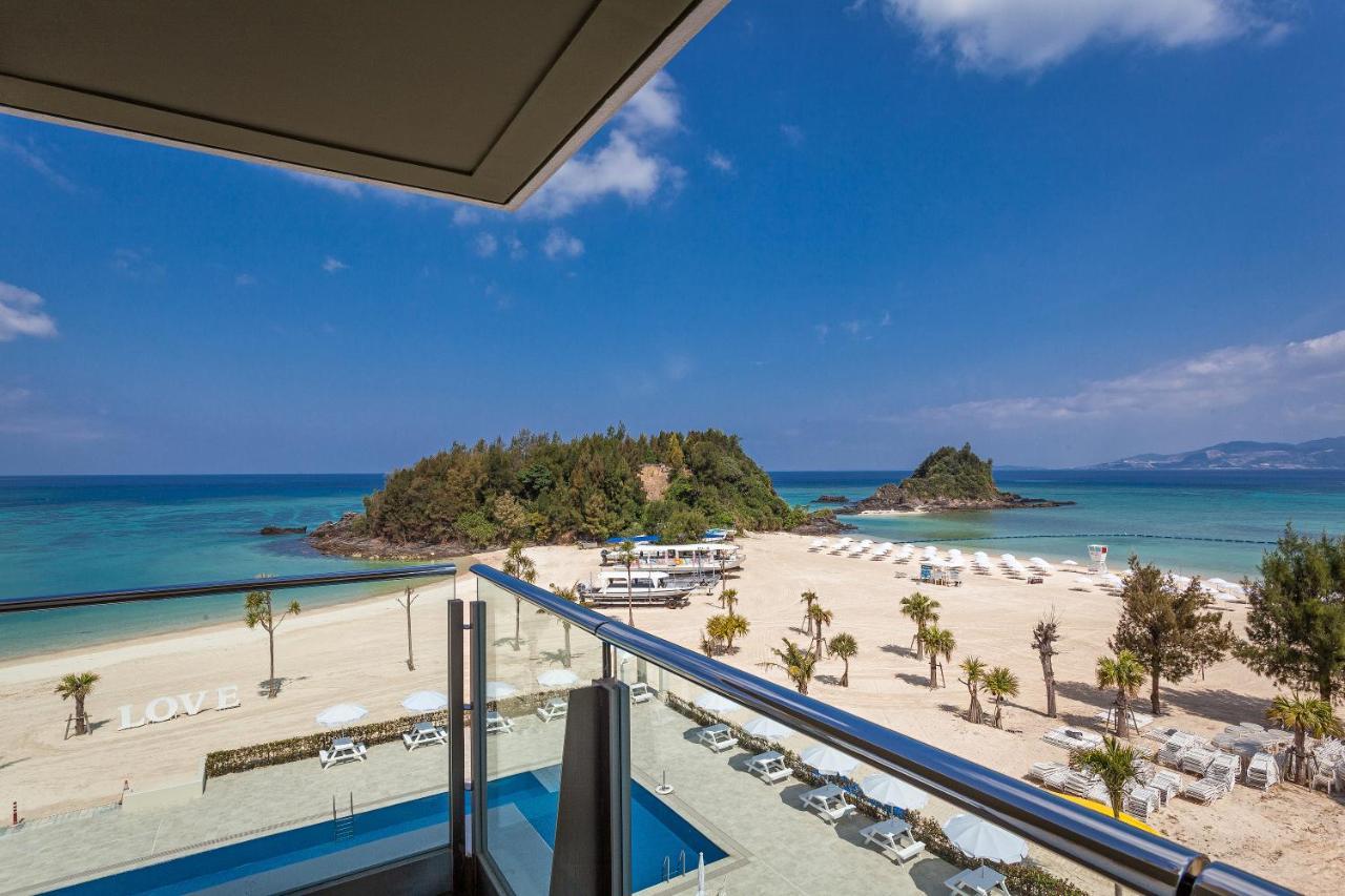 Kariyushi Lch. Resort Nago Exteriör bild